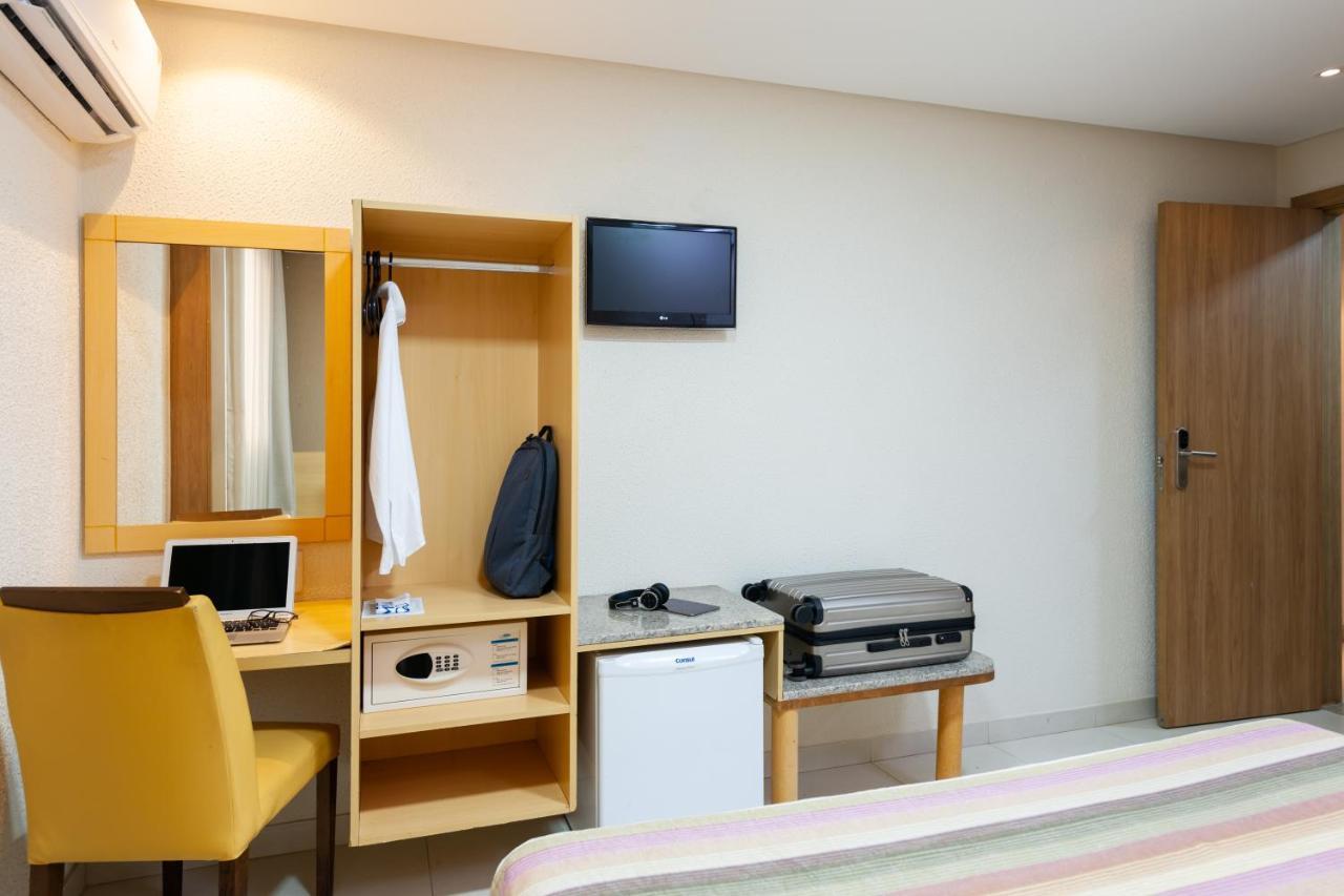 Hotel Olympia Vila Velha  Exteriör bild