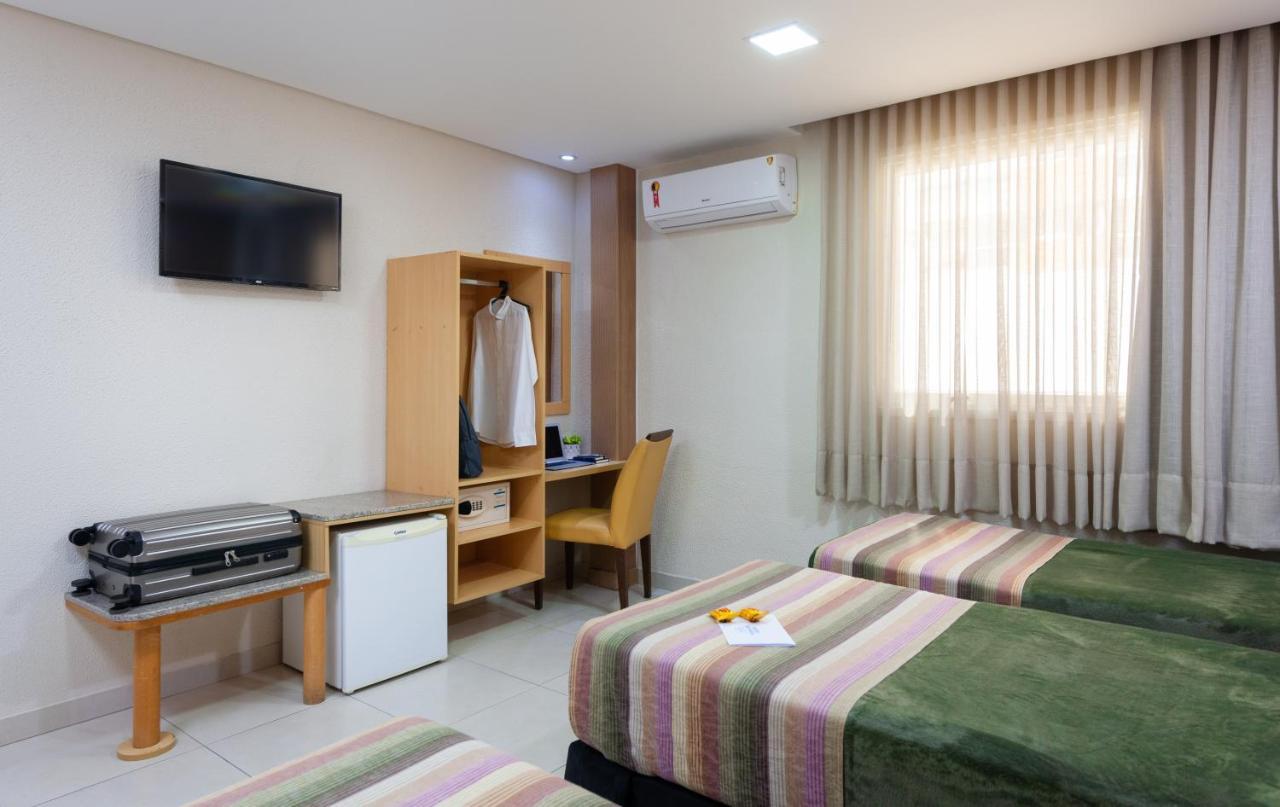 Hotel Olympia Vila Velha  Exteriör bild