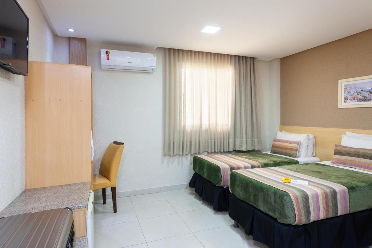Hotel Olympia Vila Velha  Exteriör bild