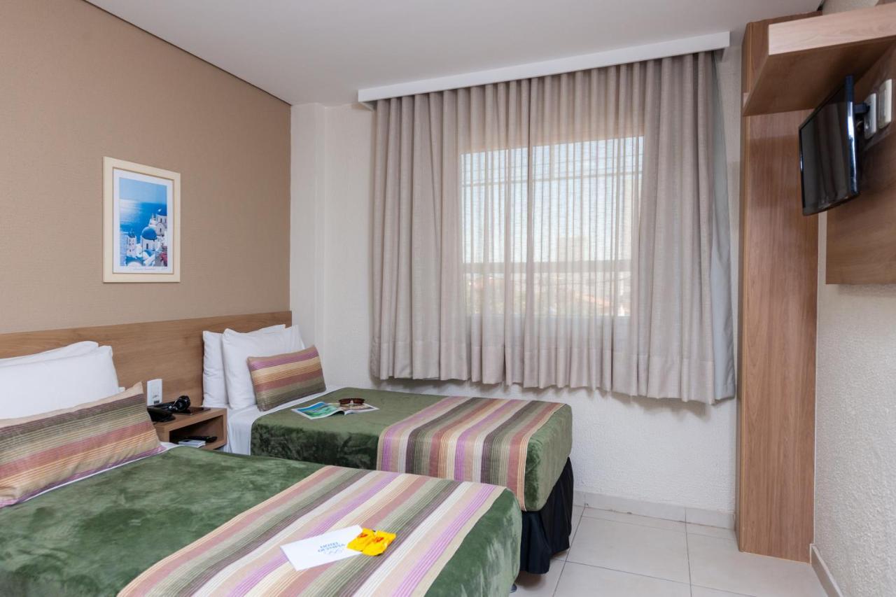 Hotel Olympia Vila Velha  Exteriör bild